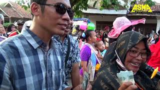 Download lagu Terlalu bahagia Voc. Melov | Sang Putra Genades | Karang Tumaritis Haurgeulis mp3 Download lagu Terlalu bahagia Voc. Melov | Sang Putra Genades | Karang Tumaritis Haurgeulis mp3