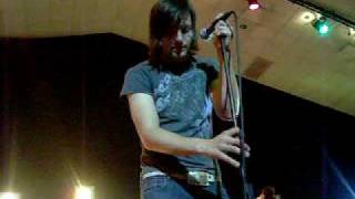 A Point Between Extremes