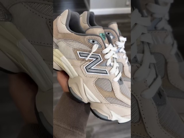 Vídeo relacionado con Orbgons Zapatillas de algodón de modelado divertidas y creativas a la moda para hombres y mujeres zapatillas planas de felpa sexis e interesantes (B, 40-41 UE)