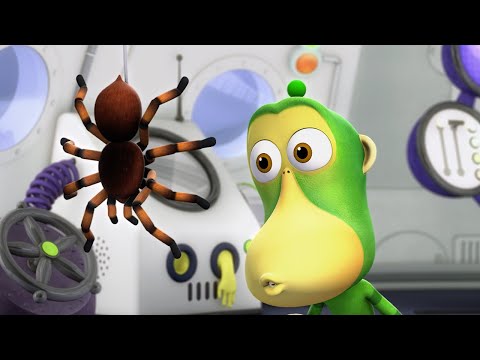 Poisonous SPIDER 🕷️ Alien Monkeys - Animation for Kids | WOW CLUB