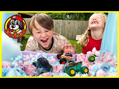 Monster Jam & Hot Wheels Monster Trucks WATER OBSTACLE COURSE 💧 COTTON CANDY VILLAGE DESTRUCTION