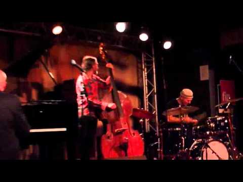 The Bad Plus "Never Stop" @ New Morning (Paris)