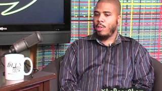 Eddie from 'The Deen Show' interviews former rap artist Napolean after his reversion to Islam in Urdu.