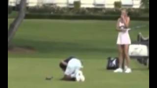 Sharapova Hits Balls!