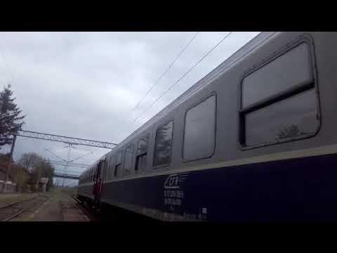 Trenul R 5503 oprire în gara Dolhasca