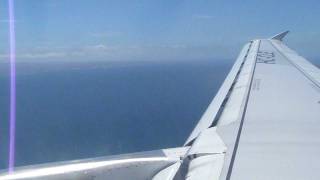 preview picture of video 'Landing on 14 at GPS on LAN Ecuador A320'