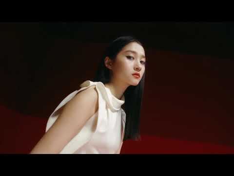 GUAN XIAOTONG FOR VALENTINO COLLEZIONE MILANO