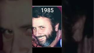 Pictorial Evidence that Bob Joyce is NOT Elvis #elvislives #elvistributeartist #bobjoyce