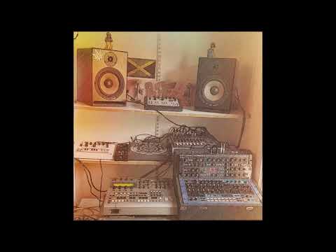 Hadzz BPF - Acid Factory (Xoxbox vs Future Retro Revolution)