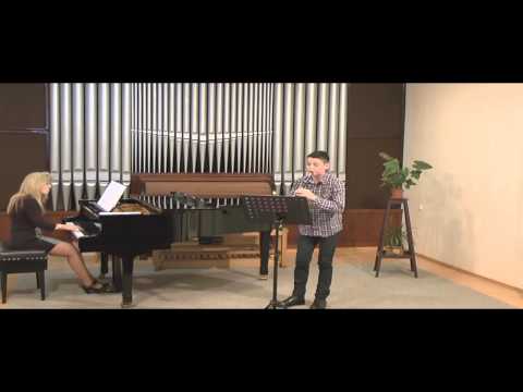 Filip Zouhar klarinet hraje: K. Nielsen - Fantasy, P. Harvey - Chalumeau rag