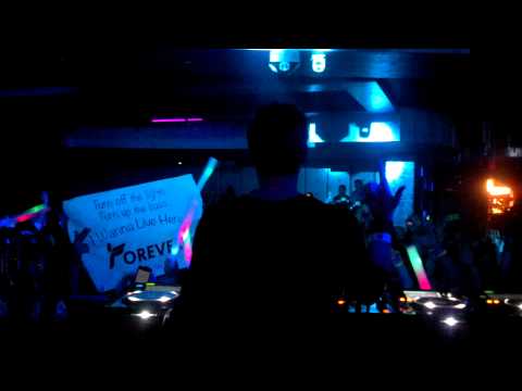 Ferry Corsten Playing Live Forever Mammoth at Sutra 3/6/14