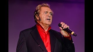 Walk through this world with me/ Engelbert Humperdinck