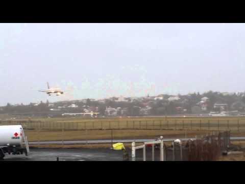 Icelandair Landing on RWY 19 BIRK
