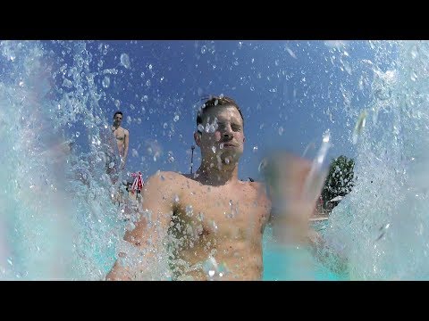 TUFFI E BEACH-VOLLEY, SI INIZIA! - Racconti d'estate [trailer]