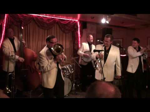 We Stroll the Lanes Together