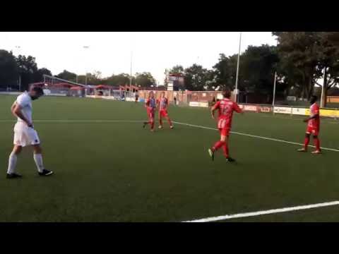 Zouaven heeft zijn eigen "Traore". Prachtige actie van Emmanuel Davis en Zouaven komt op 2-0.