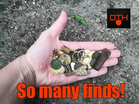 I found 3 rings a 200 year old coin and many other coins metal detecting!