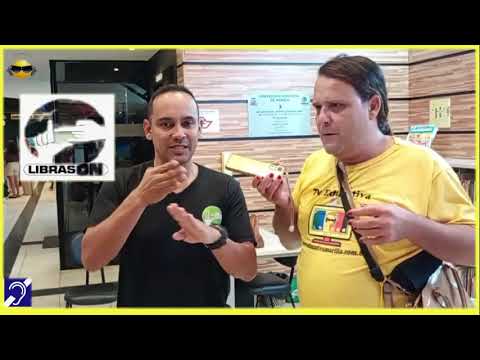 Tv Educativa Vinícius F M entrevista Daniel Fogaça  Intérprete de Libras  1ª Flip Com Libras
