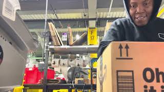 AMAZON FULFILLMENT CENTER PACKING