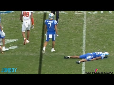 Kentucky player gets pushed and fakes dead, a breakdown