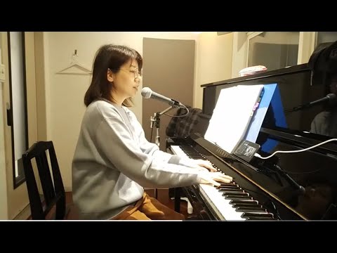 2025年の端っこで歌を歌う
