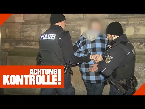 Aggressiver Mann beleidigt & bedroht Polizei! | Achtung Kontrolle | Kabel Eins