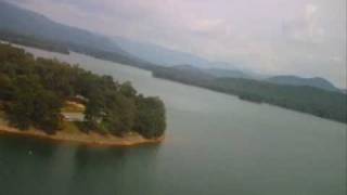 preview picture of video 'Lake Chatuge Hayesville Easystar FPV Bad landing RC Plane'