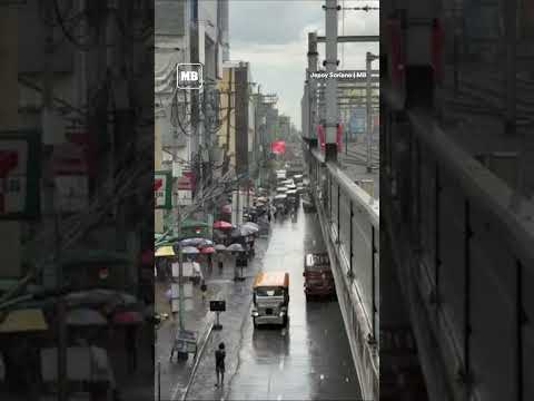 Sudden rain pours down in some areas of Caloocan City #shorts