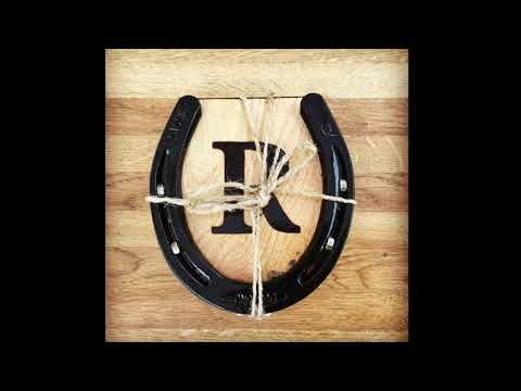 download lagu mp3 mp4 Horseshoe Presents, download lagu Horseshoe Presents gratis, unduh video klip Horseshoe Presents