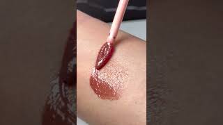 Swipe, plump, and shine!