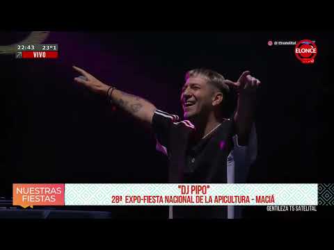 DJ Pipo de Un Poco de Ruido se presentó en la 2da noche de la Fiesta de la Apicultura en Maciá