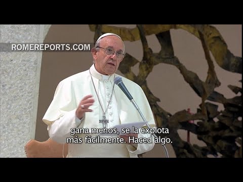 Papa lamenta que en el ámbito laboral “la mujer sea aún de segunda clase” y se la pague menos