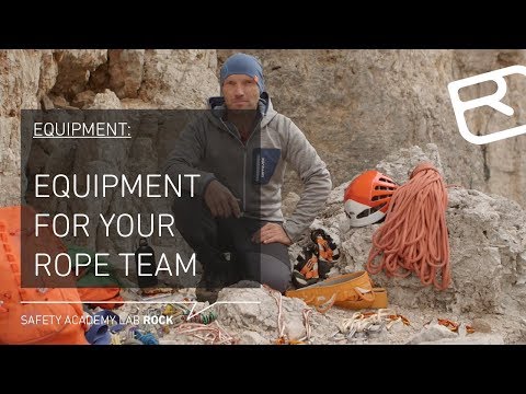 A rope team’s equipment for alpine climbing: Quickdraws, ropes, etc. – Tutorial (5/43) | LAB ROCK