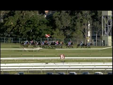 2007 - Queen of the Turf Stakes - Divine Madonna