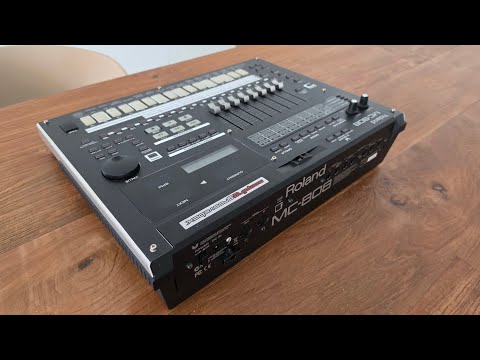 Roland MC-808 Groovebox - Black image 15