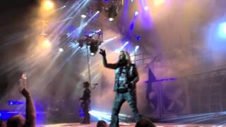 Motley Crue -- 