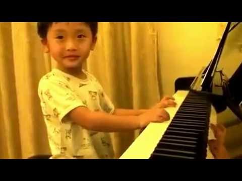 4 Year Old Boy Plays Piano Better Than Any Master