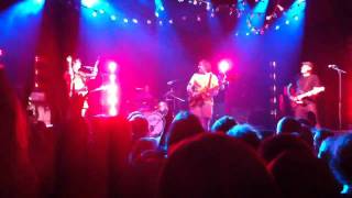 Pavement playing Gold Sounds live