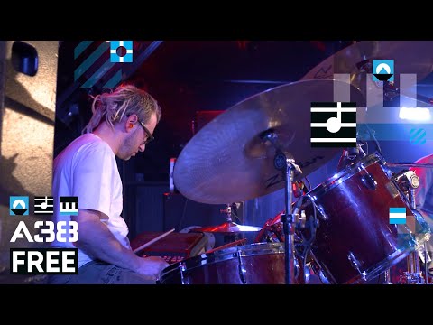 Swietliki - Łabądzie // Live 2014 // A38 Free