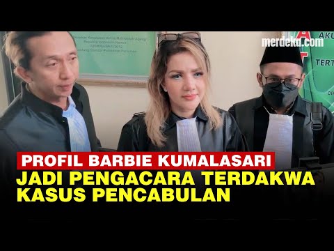 Intip Gaya Barbie Kumalasari jadi Pengacara Terdakwa Kasus Pencabulan 10 Santri