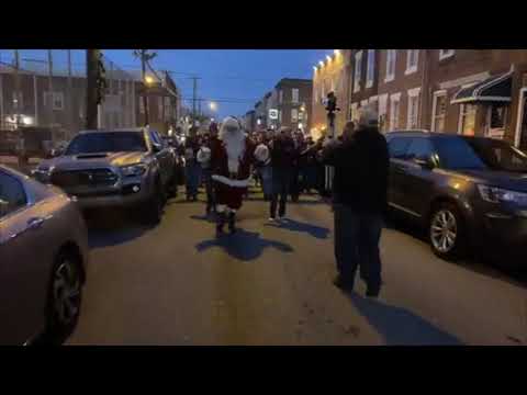 QCSB "Here Comes Santa Claus" - 2019 Santa Day Parade