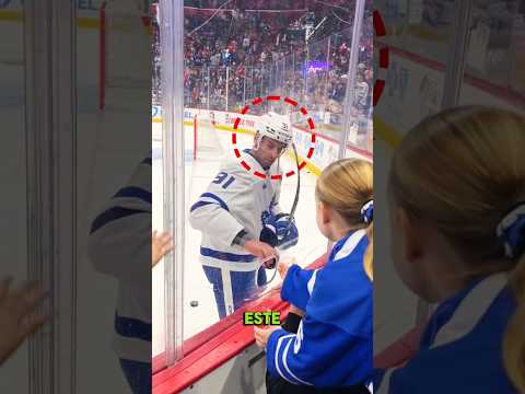 Un momento conmovedor para el jugador de hockey 🥹#shortvideo