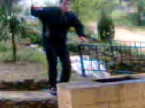 caida de Dj litos desfasandose en la milana!!