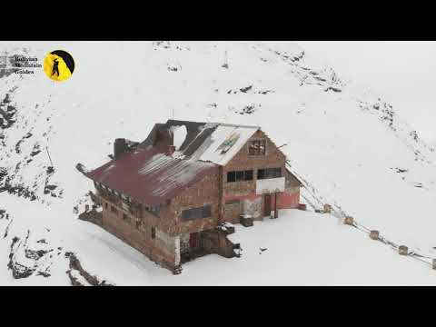 BOLIVIAN MOUNTAIN CHACALTAYA