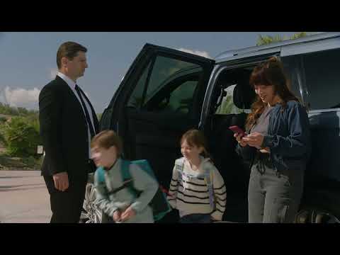 Lucy undercover, the team calls with an update – The Rookie 6x10 | Chenford Clip 1/8