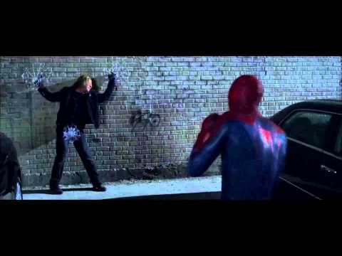 The Amazing Spider-Man - Spider-Man Stops Car Thief (Full Scene HD)