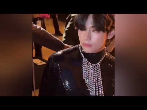 that smirk 🥺🔥 the way he said bye👋