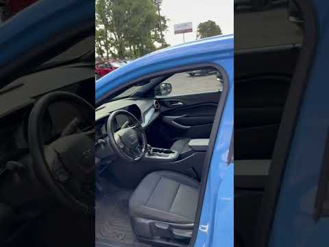фото chevrolet trax ii 0