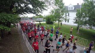 preview picture of video 'Hollis Fast 5k Start'