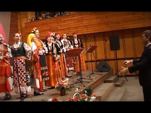 "Чичовите конье" - хор при НУФИ "Широка лъка" 2015 г.